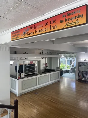 75-5776 Kuakini Highway Kailua-kona HI 96740