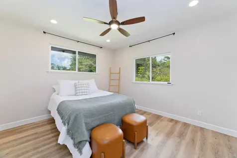 15-1736 7th Avenue Keaau HI 96749