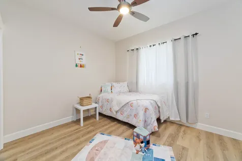 15-1736 7th Avenue Keaau HI 96749