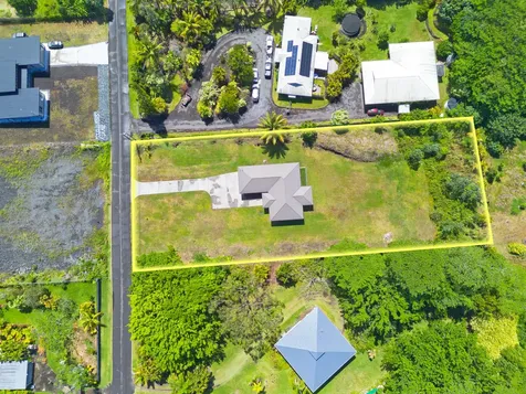 15-1736 7th Avenue Keaau HI 96749