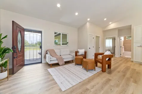 15-1736 7th Avenue Keaau HI 96749