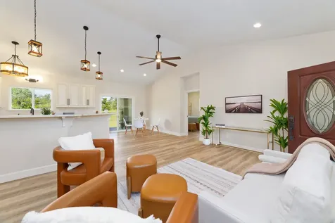 15-1736 7th Avenue Keaau HI 96749