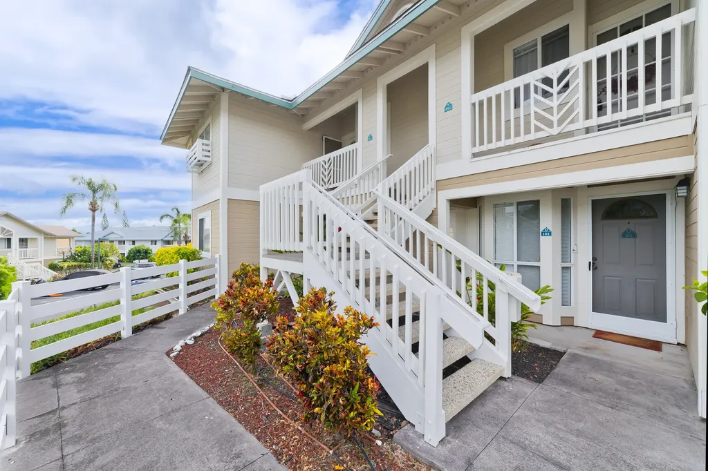 75-6081 Alii Drive Kailua-kona HI 96740