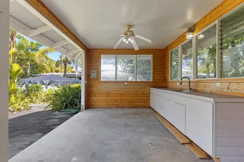 15-924 Paradise Ala Kai Drive Keaau HI 96749