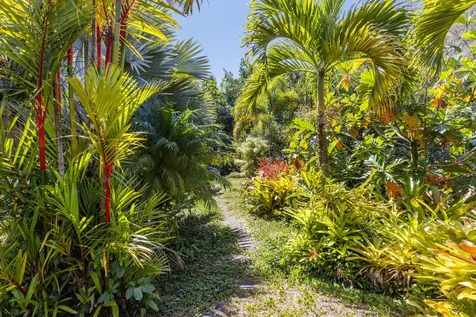 15-924 Paradise Ala Kai Drive Keaau HI 96749