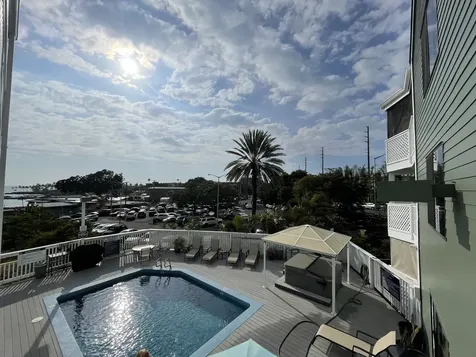 75-5680 Kuakini Highway Kailua-kona HI 96740