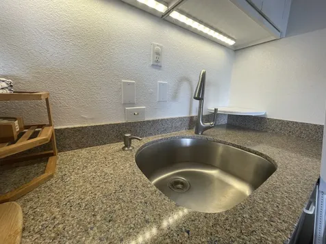 75-5680 Kuakini Highway Kailua-kona HI 96740