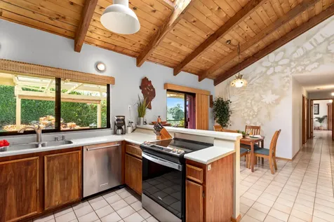 75-5814 Lewa Place Kailua-kona HI 96740