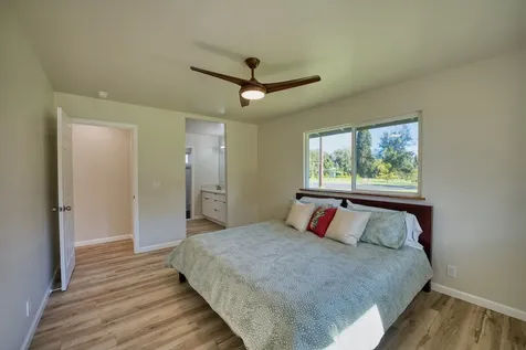 99-303 Maunanani Place Volcano HI 96718