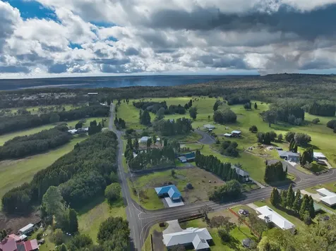 99-303 Maunanani Place Volcano HI 96718