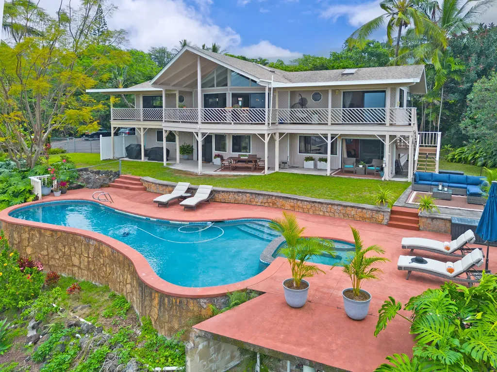 74-4969 Kealakaa Street Kailua-kona HI 96740