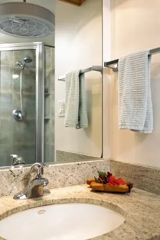 75-5782 Kuakini Highway Kailua-kona HI 96740