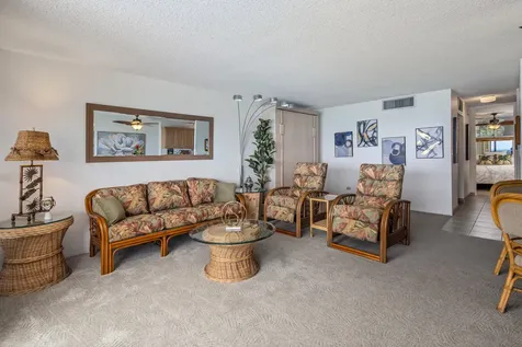 75-5782 Kuakini Highway Kailua-kona HI 96740