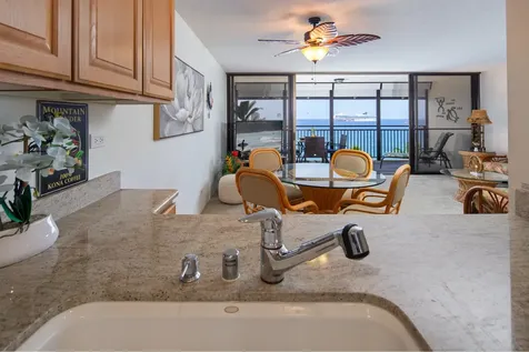 75-5782 Kuakini Highway Kailua-kona HI 96740