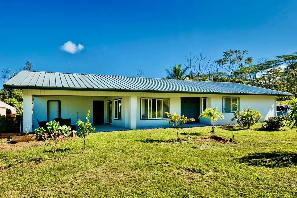 15-1536 11th Avenue Keaau HI 96749