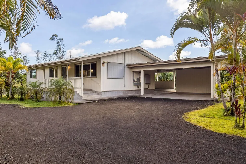 15-1987 30th Avenue Keaau HI 96749
