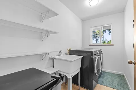 15-1953 13th Avenue Keaau HI 96749