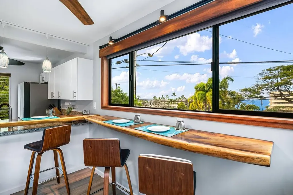 75-5855 Walua Road Kailua-kona HI 96740