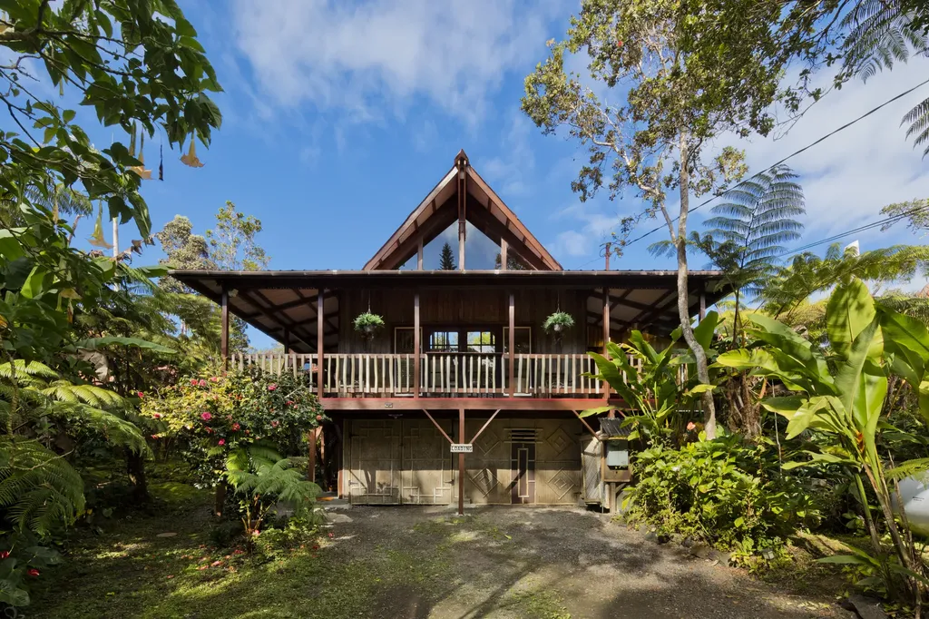 19-4245 Ke Koa Nui Street Volcano HI 96785