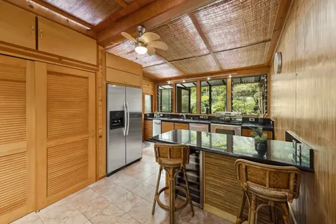 19-4245 Ke Koa Nui Street Volcano HI 96785