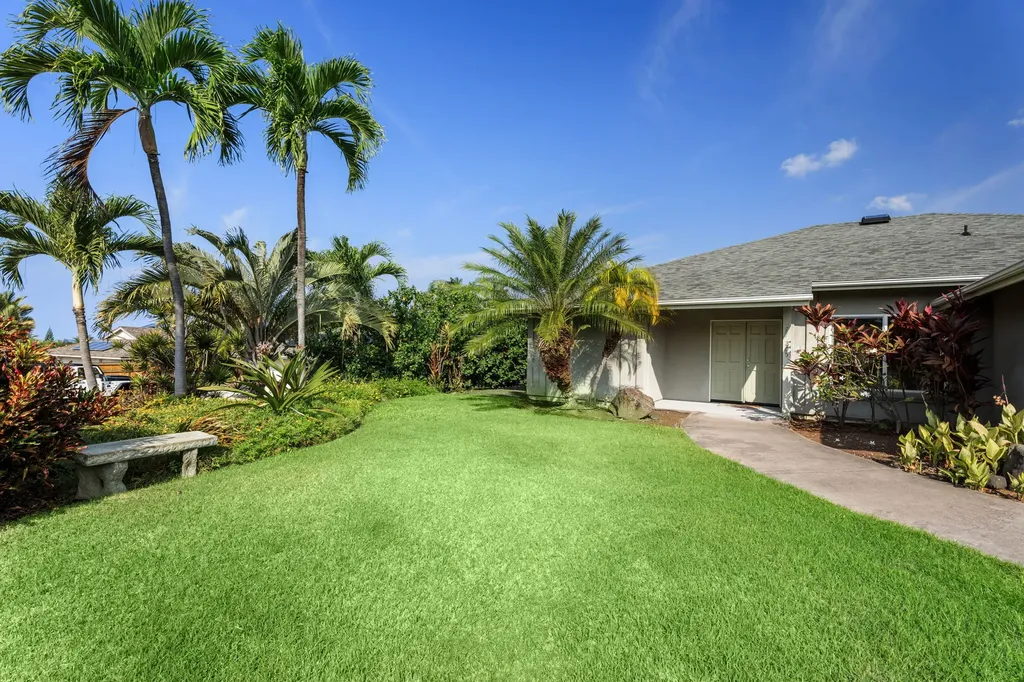 77-205 Hoomohala Road Kailua-kona HI 96740
