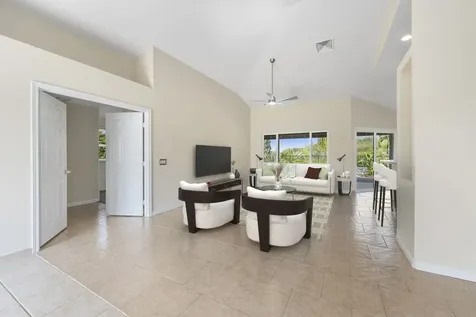 77-205 Hoomohala Road Kailua-kona HI 96740