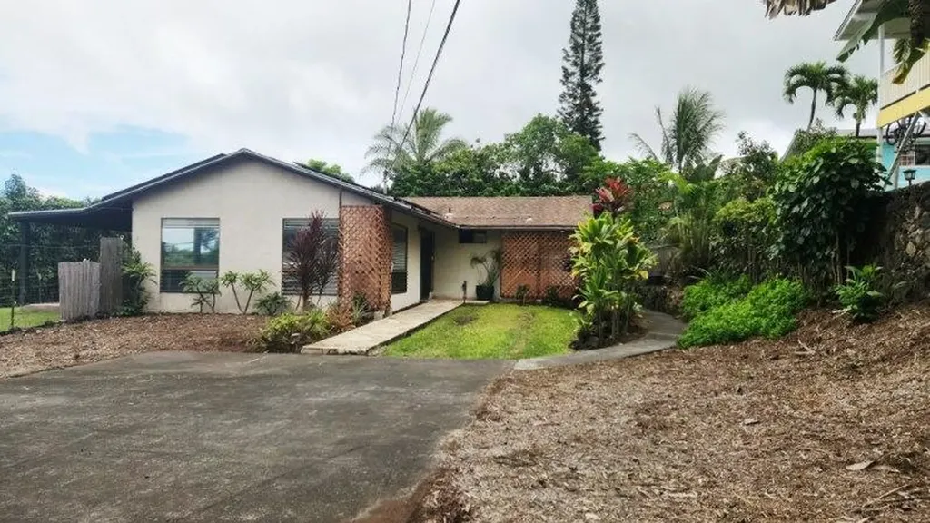 73-1179 Ahikawa Street Kailua-kona HI 96740
