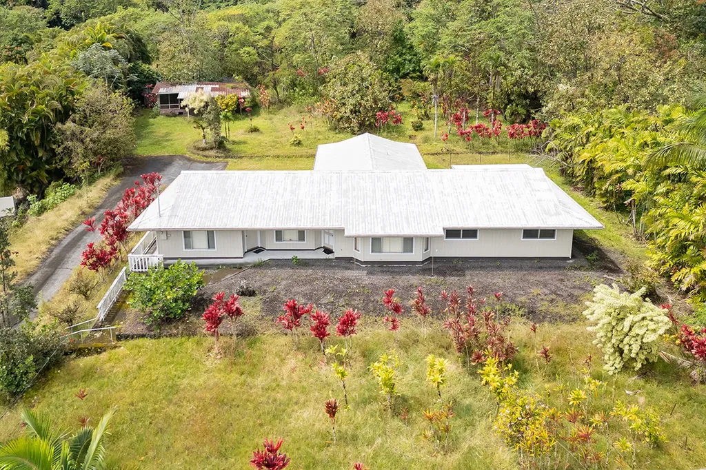 17-549 Ipuaiwaha Street Keaau HI 96749