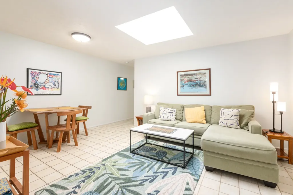 78-6800 Alii Drive Kailua-kona HI 96740