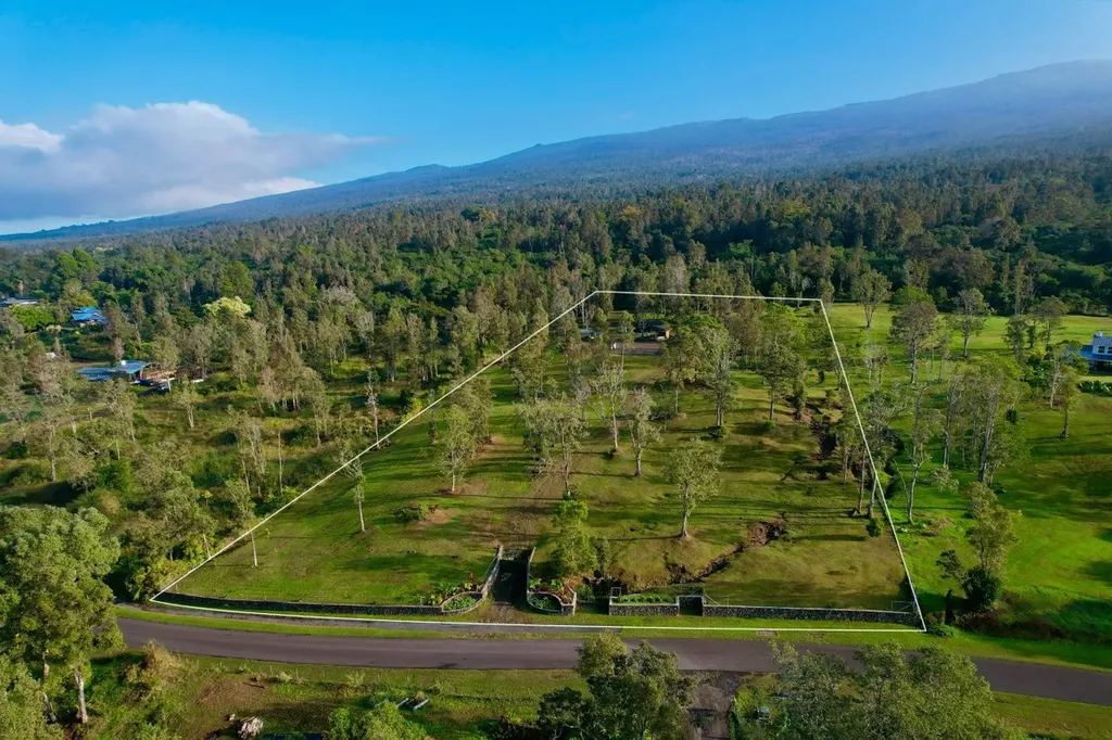 75-1291 Keopu Mauka Drive Holualoa HI 96725