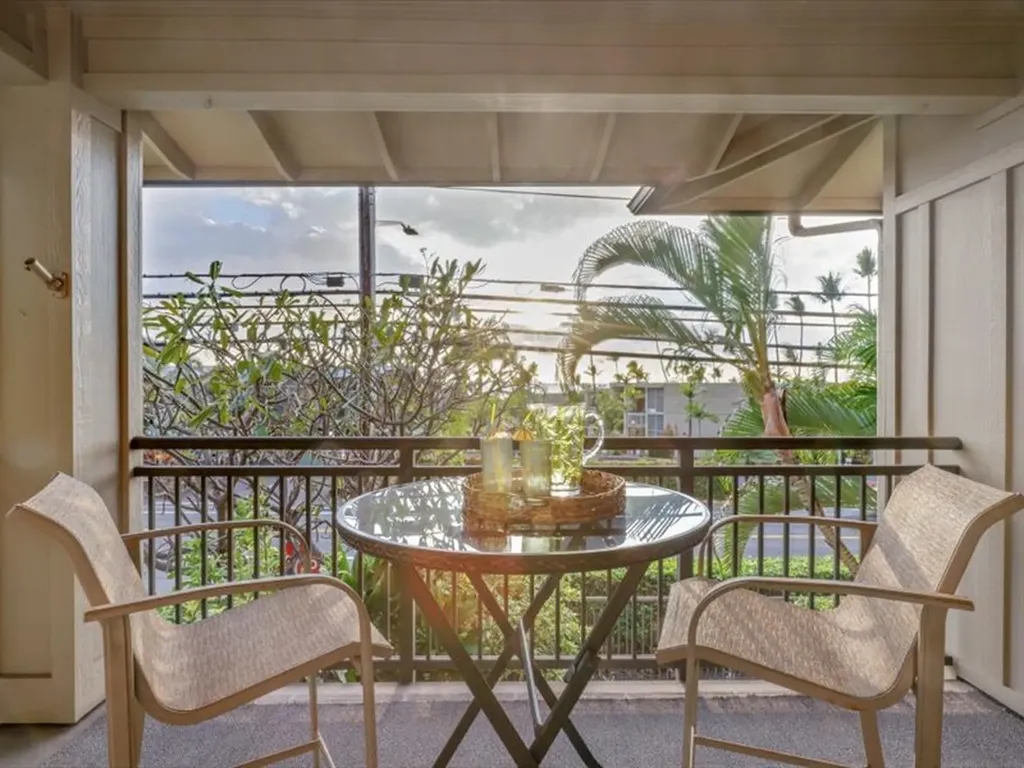 75-6025 Alii Drive Kailua-kona HI 96740