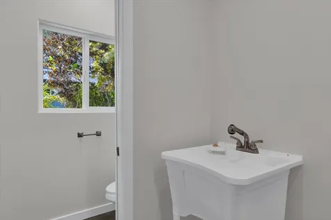 15-1517 Beach Road Keaau HI 96749