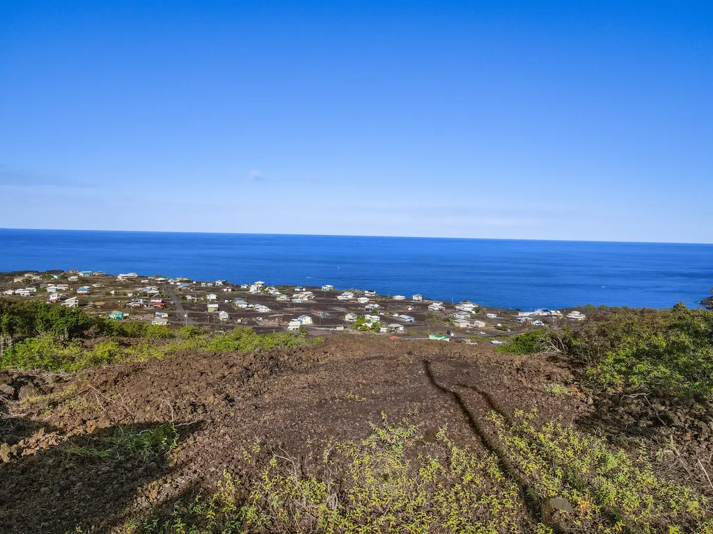 Pikake Avenue Captain Cook HI 96704