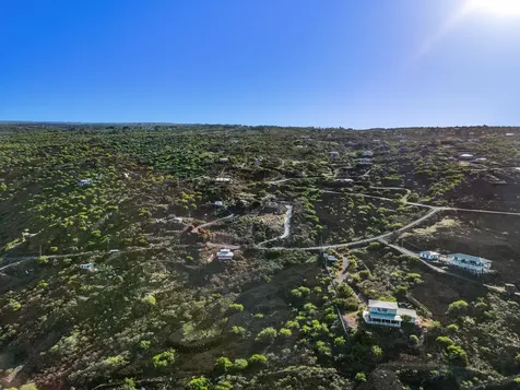 Pikake Avenue Captain Cook HI 96704