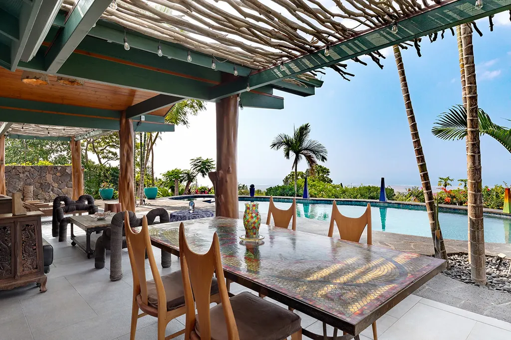72-1154 Hoopai Road Kailua-kona HI 96740