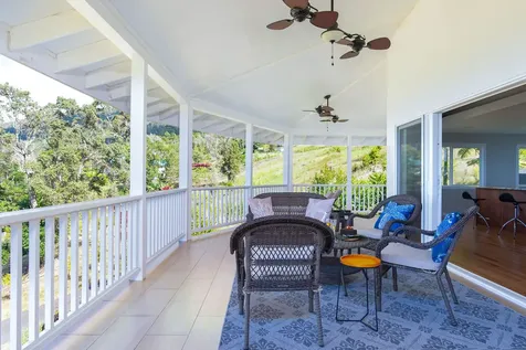 83-1070 Honaunau School Road Captain Cook HI 96704