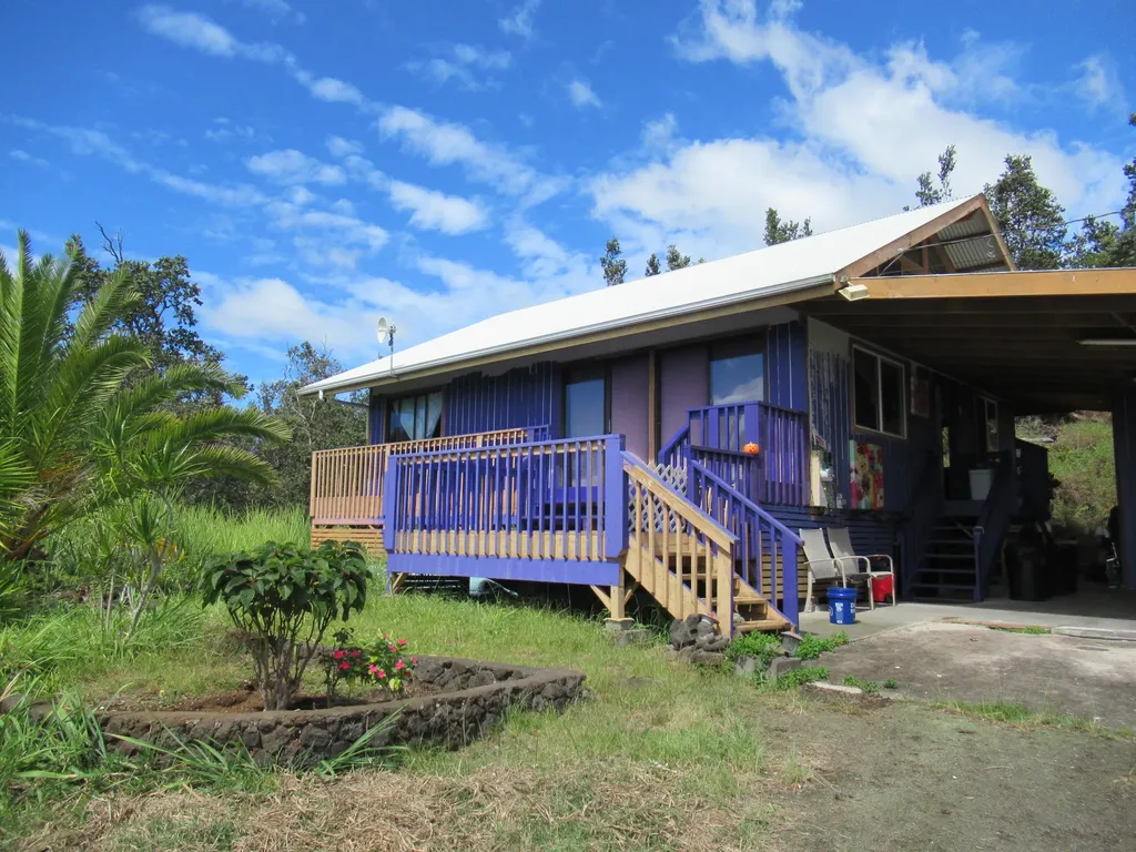 92-6085 Orchid Circle Makai Ocean View HI 96737