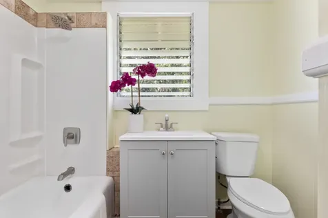 217 Haihai Street Hilo HI 96720