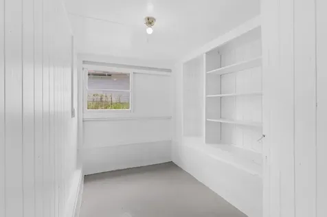 217 Haihai Street Hilo HI 96720