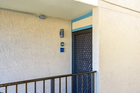 75-5888 Kona Reef Kailua-kona HI 96740