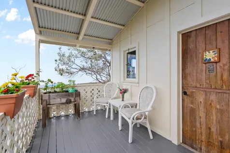 92-8779 Reef Circle Makai Ocean View HI 96737