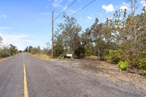 92-8779 Reef Circle Makai Ocean View HI 96737