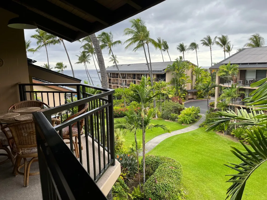75-6026 Alii Drive Kailua-kona HI 96740