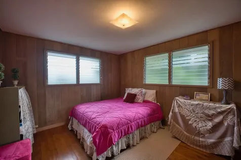 61 Pakalana Street Hilo HI 96720