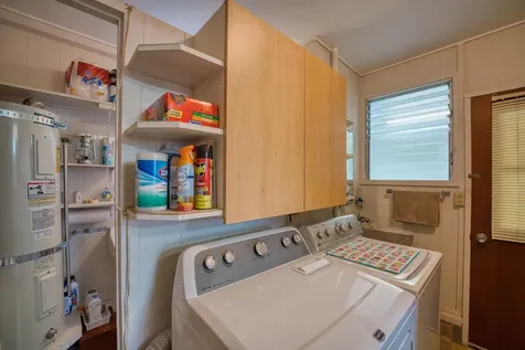 61 Pakalana Street Hilo HI 96720