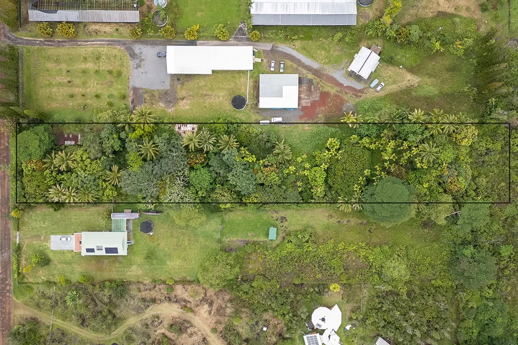 37th Avenue Kurtistown HI 96760