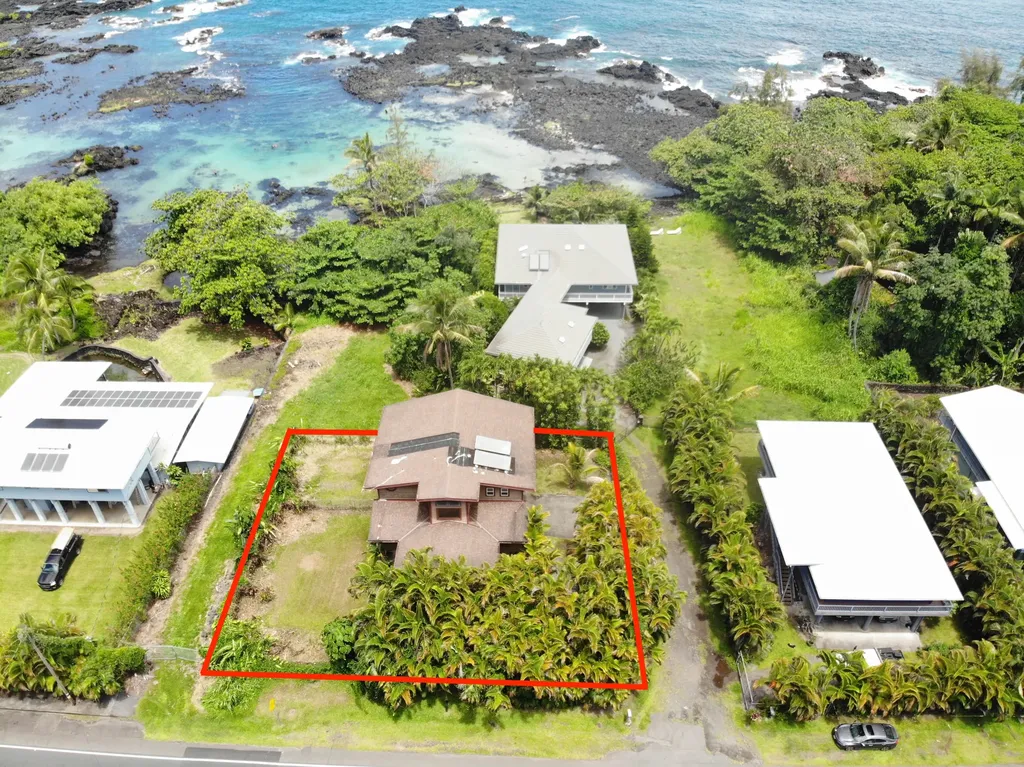 1979 Kalanianaole Street Hilo HI 96720