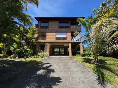 1979 Kalanianaole Street Hilo HI 96720