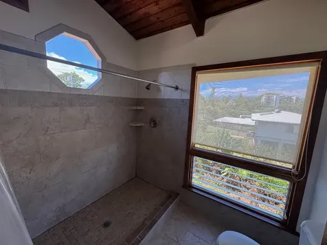 1979 Kalanianaole Street Hilo HI 96720