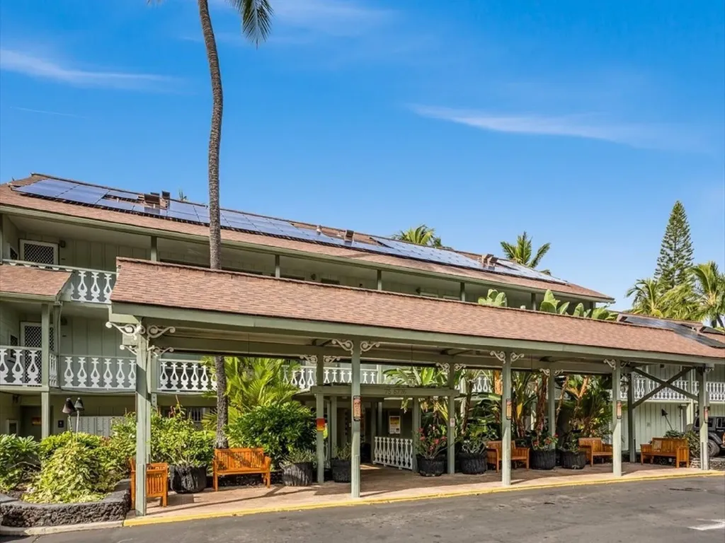 75-5776 Kuakini Highway Kailua Kona HI 96740